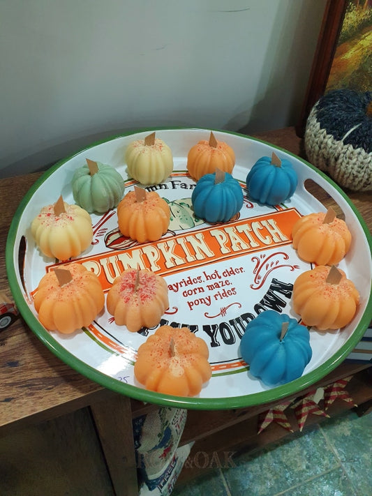 Fall-Scented Pumpkin Mini-Candles