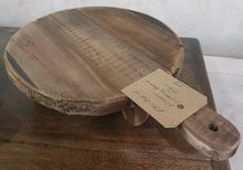 Load image into Gallery viewer, Wooden Cutting Board Risers Round