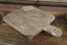Load image into Gallery viewer, Wooden Cutting Board Risers Square