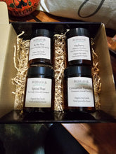 Load image into Gallery viewer, Candle Sampler Gift Box - Holiday Scents