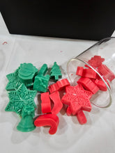 Load image into Gallery viewer, Winter Wax Melts with Burner Gift Set