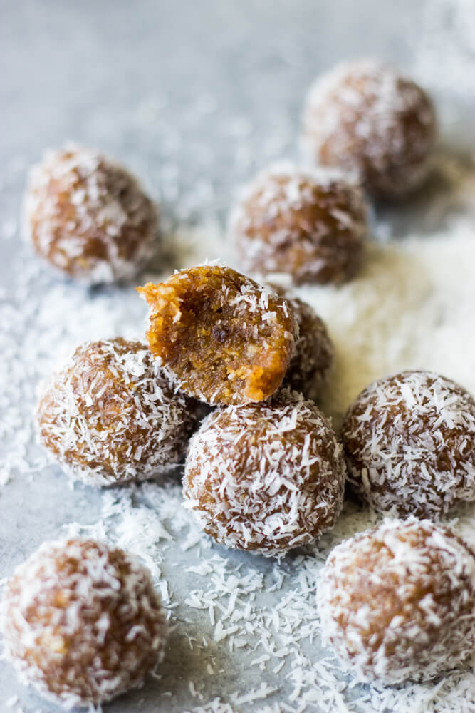 Date, Almond & Coconut Balls