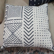 Load image into Gallery viewer, African Mud Cloth-Style Cushions Pattern #1