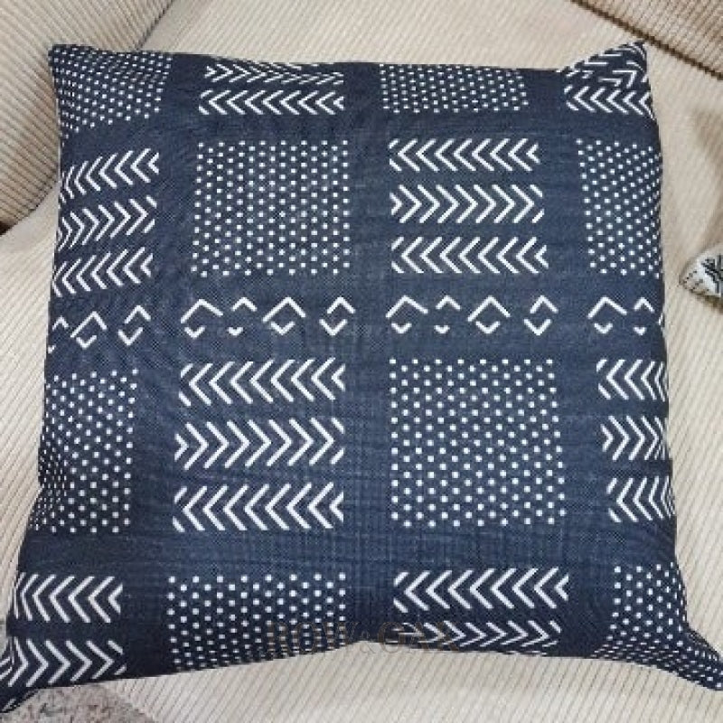 African Mud Cloth-Style Cushions Pattern #10