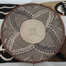 Load image into Gallery viewer, Kenyan Handwoven Tonga Wall Baskets - Natural No 10 42Cm