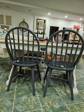 Safavieh Spindle-Back Dining Chairs Set of Two