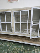 Load image into Gallery viewer, Indian Mango Wood Buffet/Cabinet