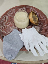 Load image into Gallery viewer, Extra Creamy Shea Butter Hand &amp; Foot Lotion