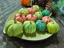Load image into Gallery viewer, Fall-Scented Pumpkin Mini-Candles