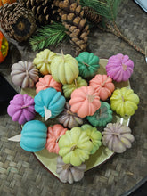 Load image into Gallery viewer, Fall-Scented Pumpkin Mini-Candles