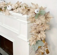 Load image into Gallery viewer, Fall Leaves &amp; Pumpkins Garland