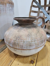 Load image into Gallery viewer, Short Rustic Ombre Metal Vase
