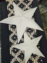 Load image into Gallery viewer, Rustic White Metal Farmhouse Stars