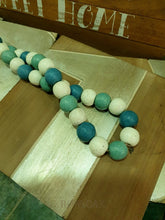 Load image into Gallery viewer, Strand Of Blue &amp; White Wood Beads