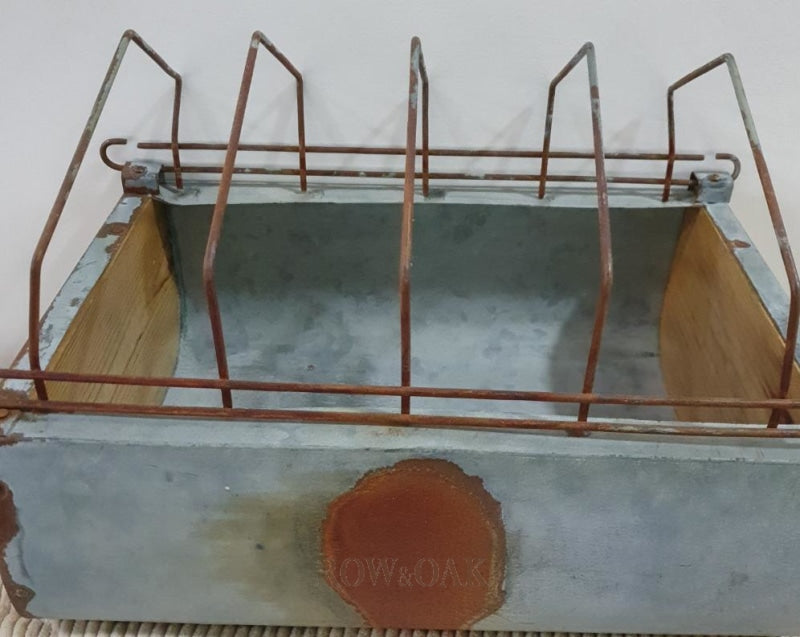 Vintage Galvanized Metal Plate Holder