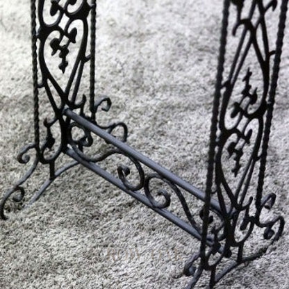 Vintage Metal Towel /quilt Holder