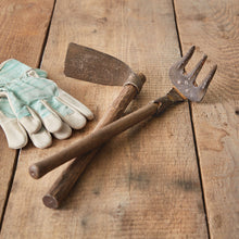 Load image into Gallery viewer, Vintage Metal Hand Rake